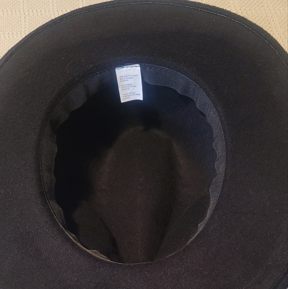 Stylish Black Fedora Hat with Orange Trim - Picture 2 of 3